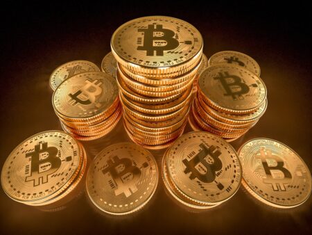 Nedávný cenový odraz bitcoinu nad 99 000 dolarů posílá miliony BTC zpět do ziskového teritoria